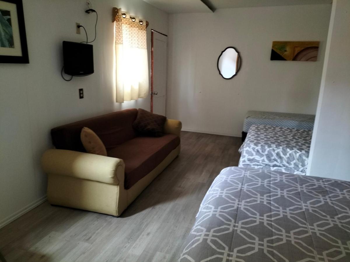 מלון אנסנאדה Casa Edka מראה חיצוני תמונה
